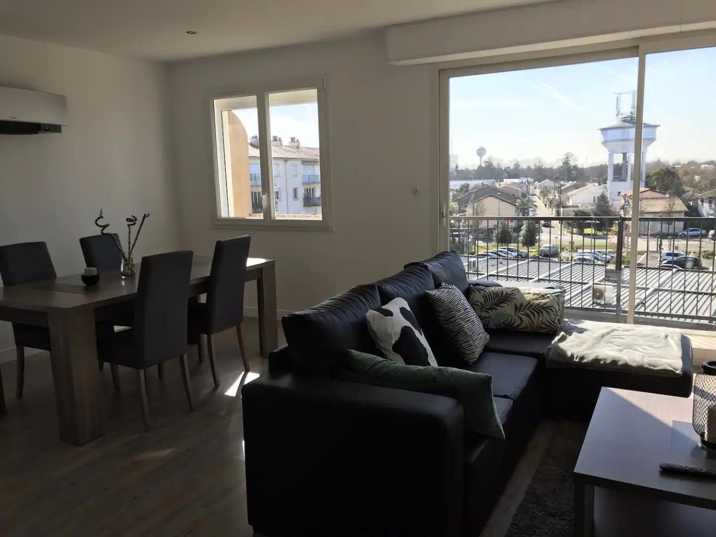 Superbe Appartement Proche Bordeaux Pied Du Tram Лормон Екстериор снимка